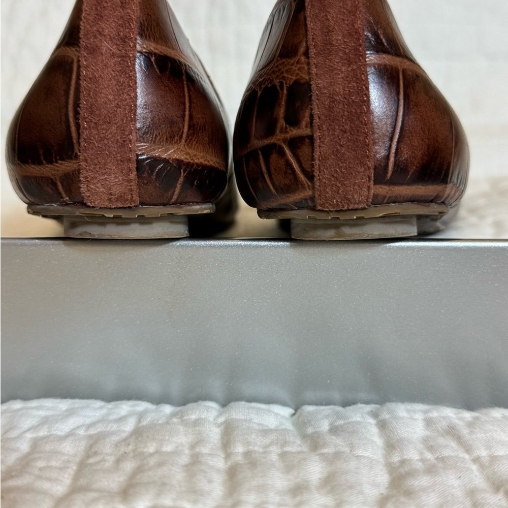 Elaine Turner Aligator look Flat Ballet Shoes w/ Leopard Buckle Sz 7.5 - Picture 4 of 8